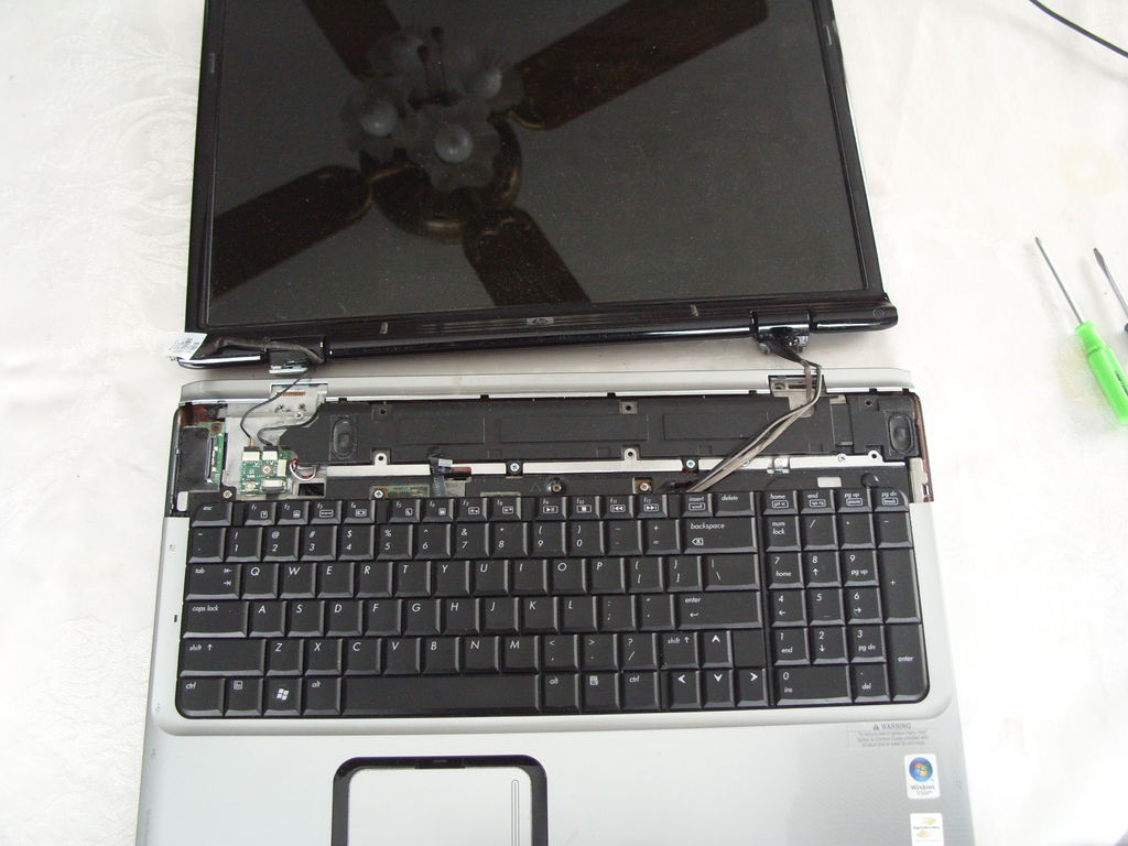 Broken Laptop Service